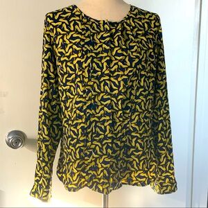 Banana Republic Tuxedo Style High Heel Patterned Blouse